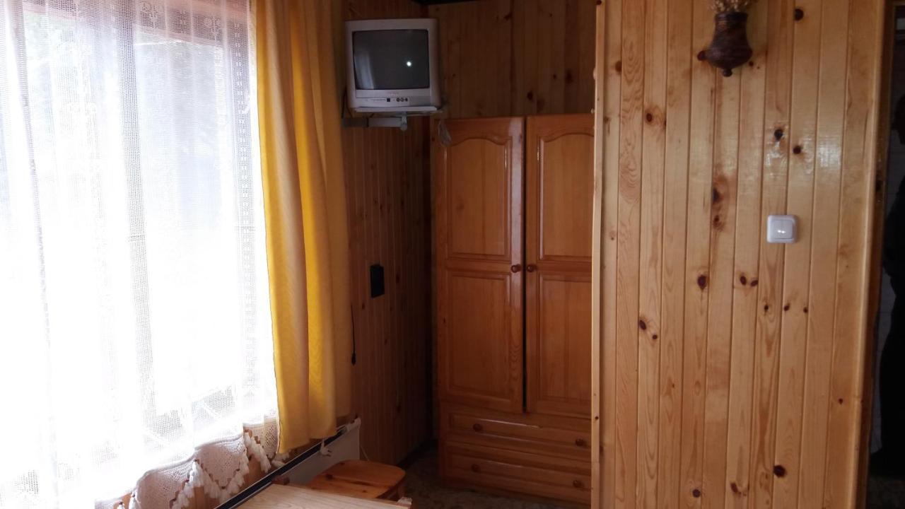 Ваканционно Селище Ива 서르니차 외부 사진